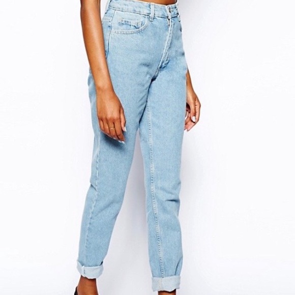 American Apparel High-Waisted Light Wash Mom Jeans - Picture 2 of 5